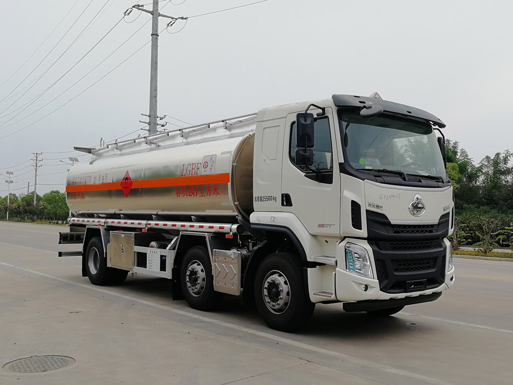 楚勝牌CSC5267GYYLEL6型鋁合金運油車